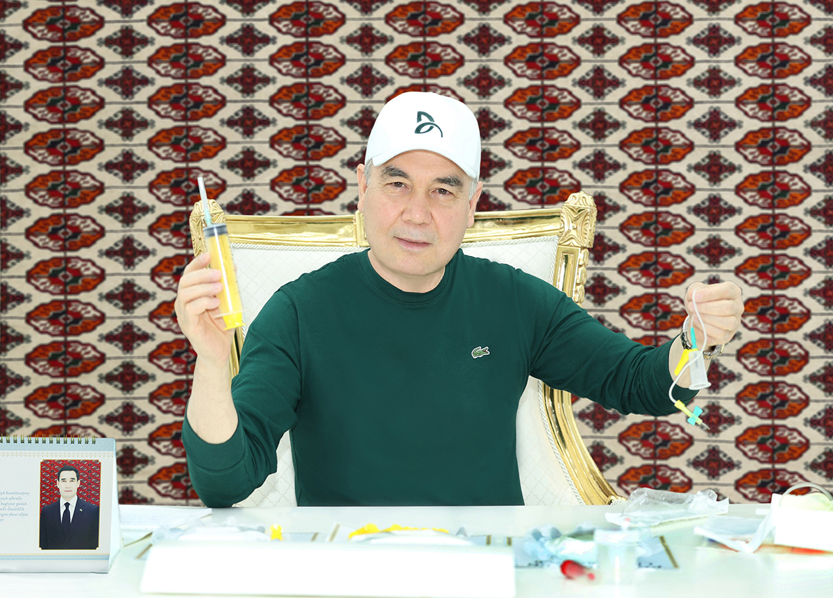 Türkmen halkynyň Milli Lideri, Türkmenistanyň Halk Maslahatynyň Başlygy Arkadag şäherine iş saparyny amala aşyrdy